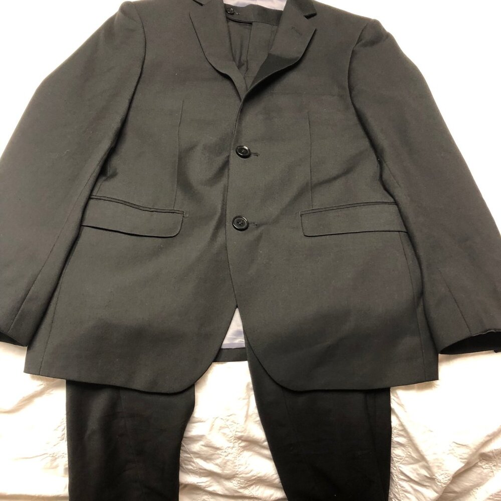 Vitali 2-PC Men's Black Suite - Size 36S Jacket 30/30 Pants